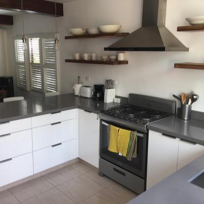 33. Kitchen 01