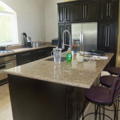 15. Kitchen 02